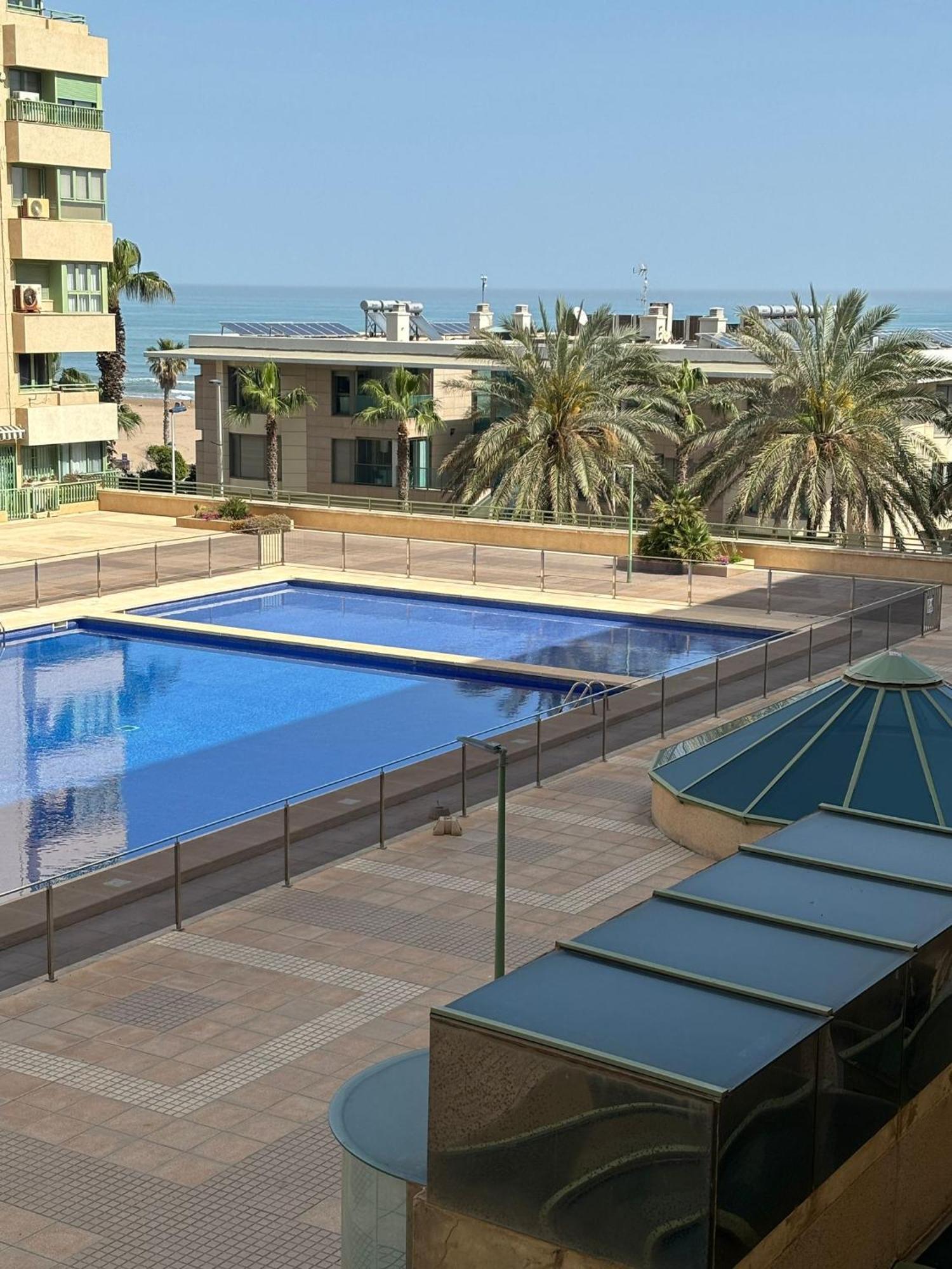 Apartamento Primera Linea De Playa Patacona Valencia Eksteriør billede